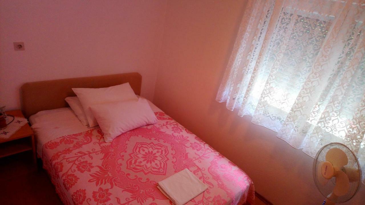 Apartmani Nimcevic Biograd Na Moru Zewnętrze zdjęcie