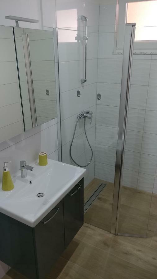Apartmani Nimcevic Biograd Na Moru Zewnętrze zdjęcie