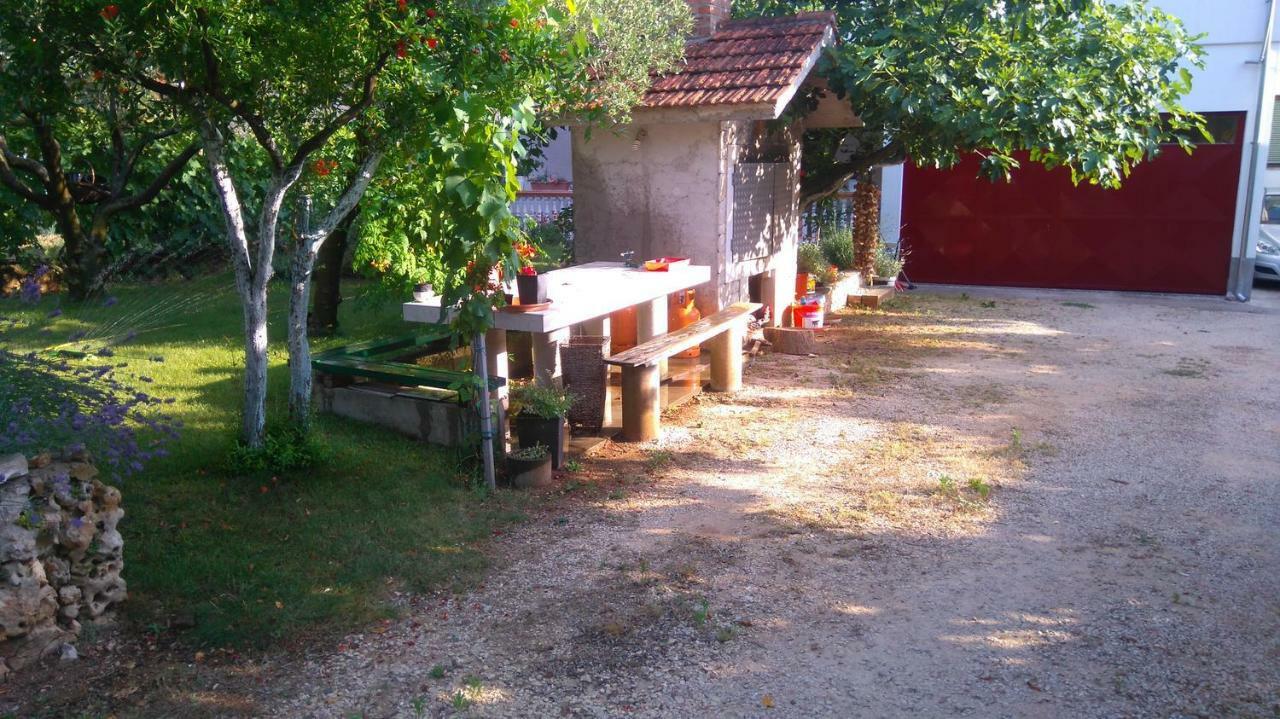 Apartmani Nimcevic Biograd Na Moru Zewnętrze zdjęcie