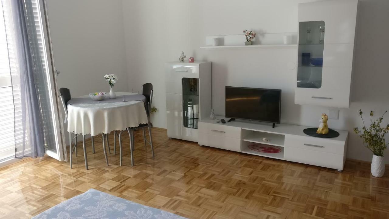 Apartmani Nimcevic Biograd Na Moru Zewnętrze zdjęcie