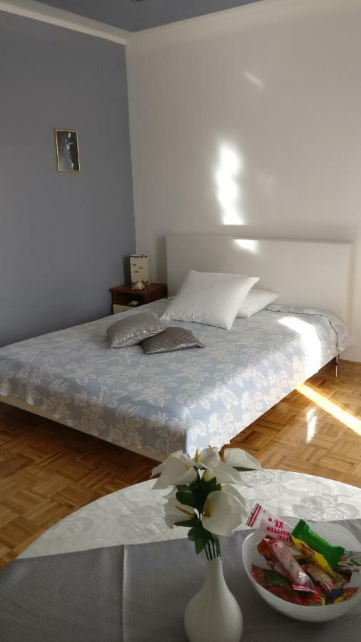 Apartmani Nimcevic Biograd Na Moru Zewnętrze zdjęcie